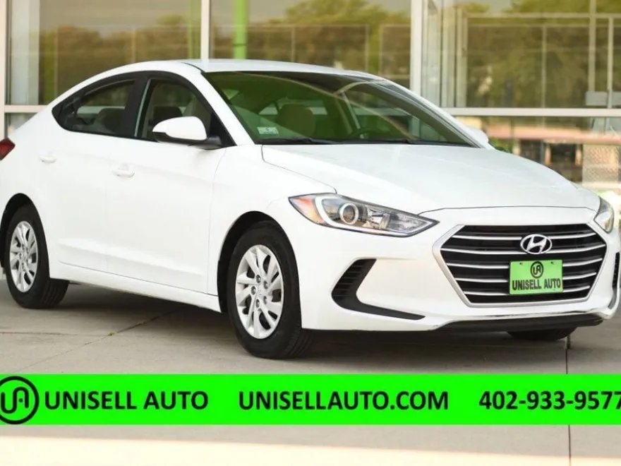 2018 Hyundai Elantra SE photo 1