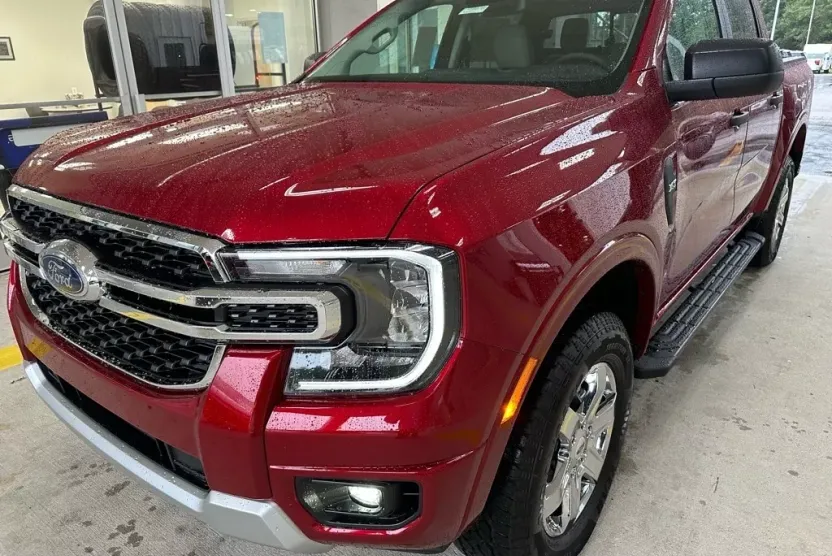 2025 Ford Ranger XLT photo 1