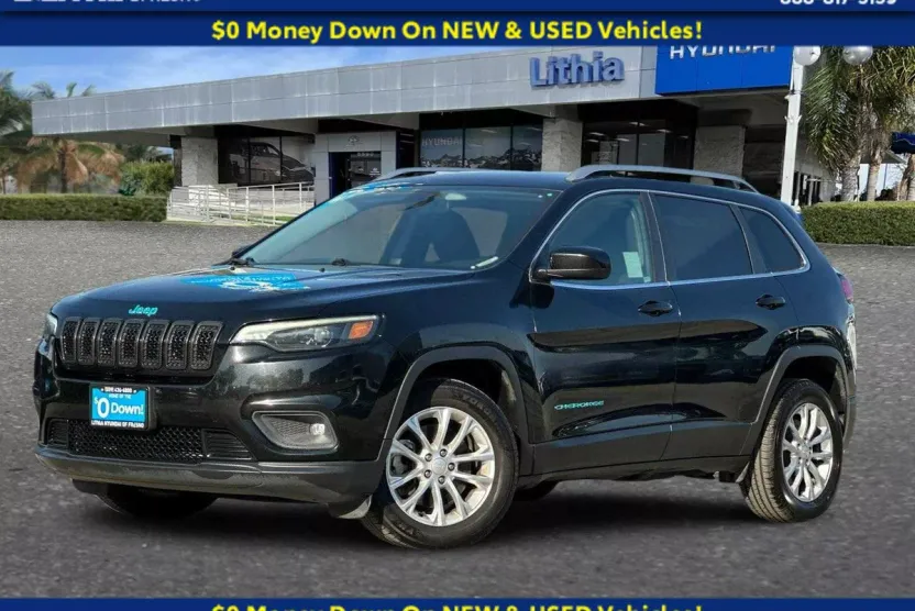 2019 Jeep Cherokee Latitude photo 1