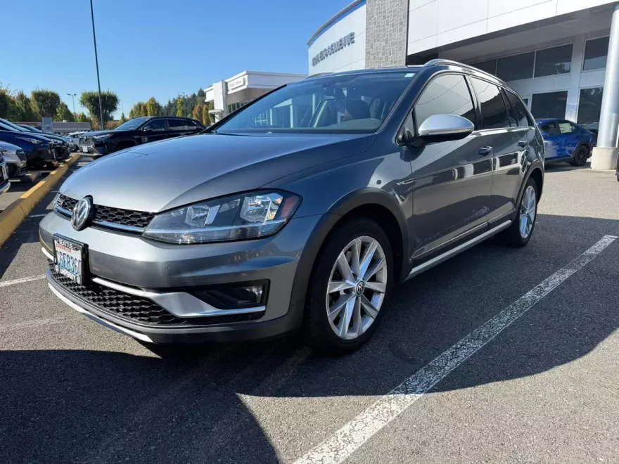 2018 Volkswagen Golf Alltrack TSI SE photo 1