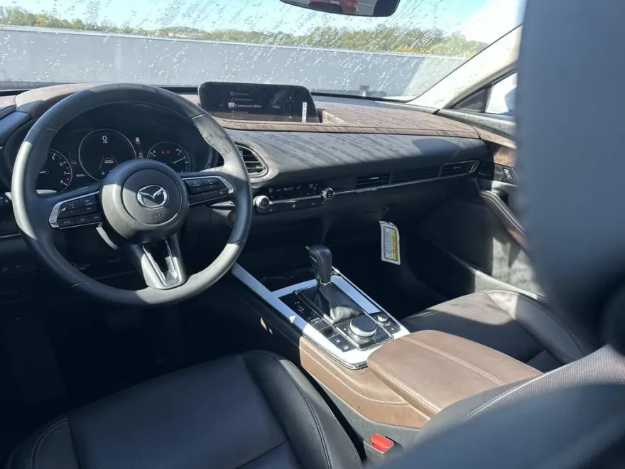 2025 Mazda CX-30 2.5 S Premium photo 1