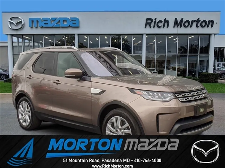 2017 Land Rover Discovery HSE photo 1