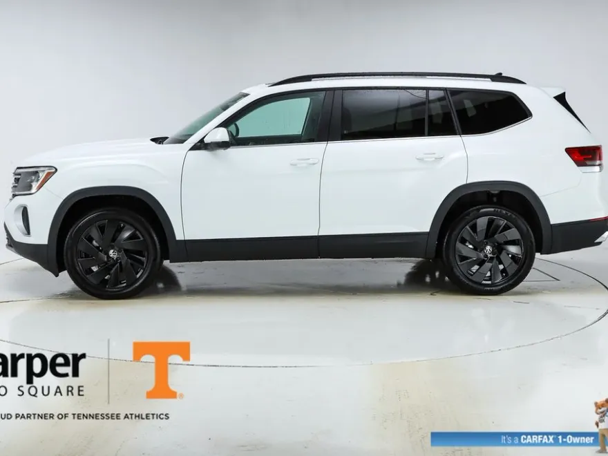 2024 Volkswagen Atlas SE Technology photo 1