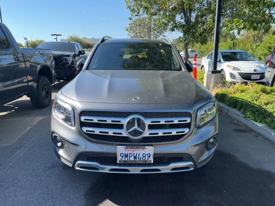 2022 Mercedes Benz GLB 250 4MATIC photo 1