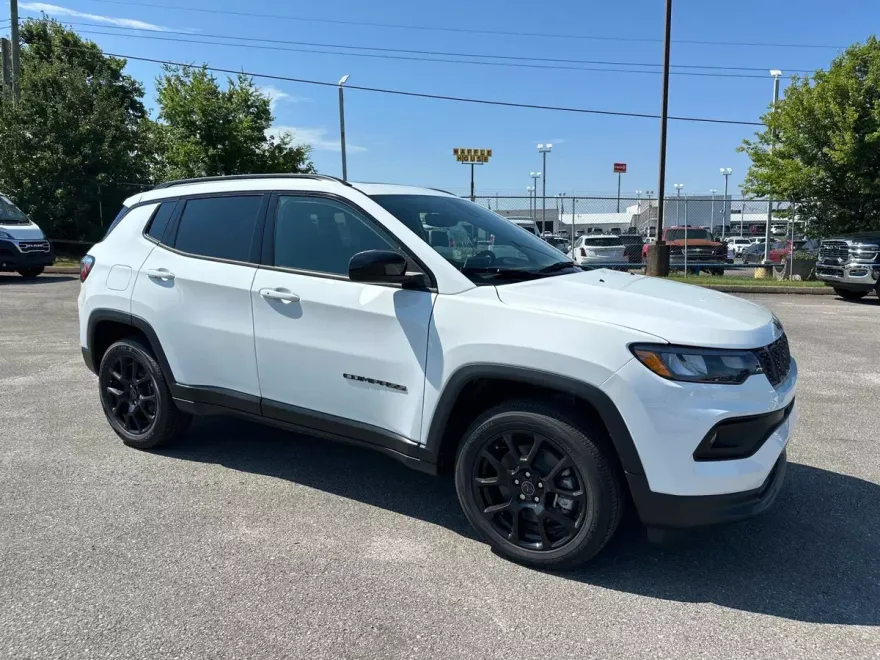 2025 Jeep Compass Latitude photo 1