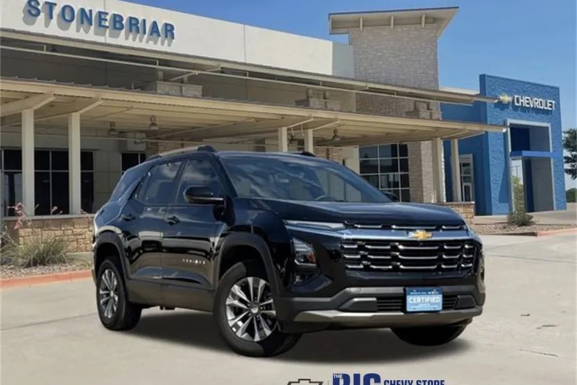 2025 Chevrolet Equinox LT photo 1