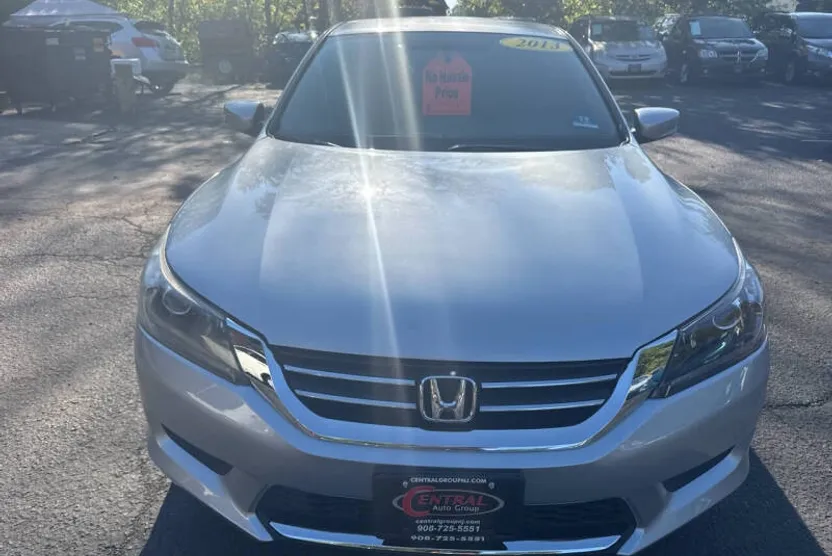 2013 Honda Accord LX photo 1