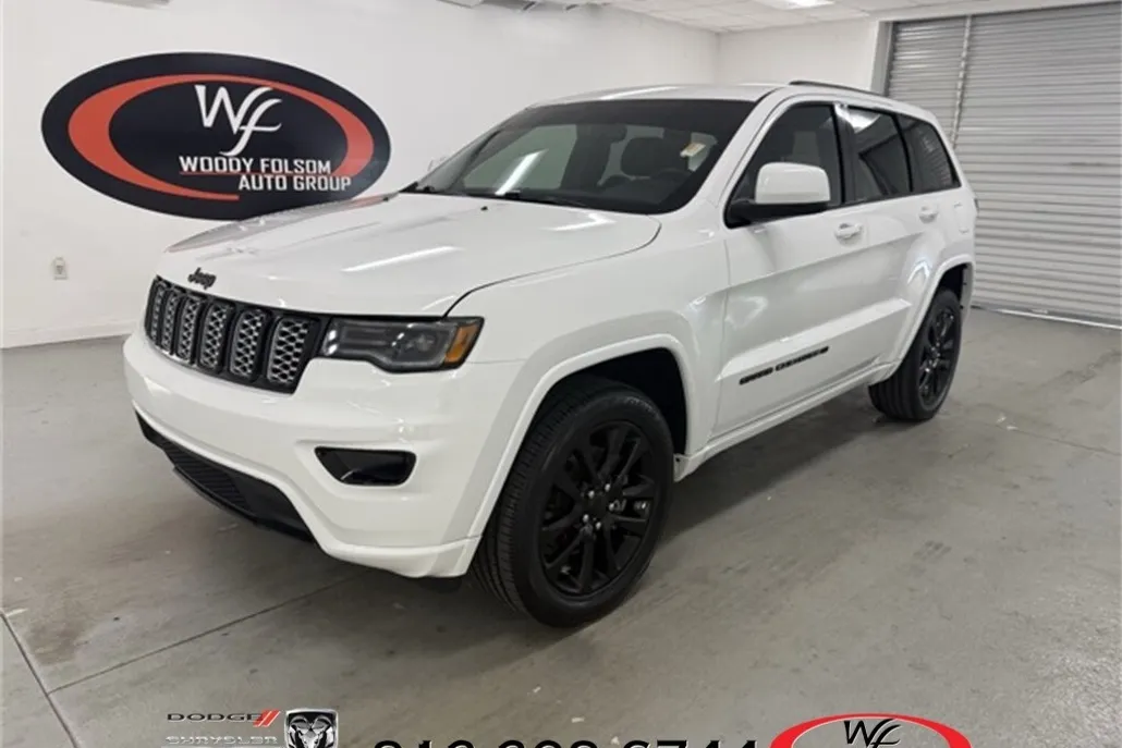 2022 Jeep Cherokee Laredo X photo 1