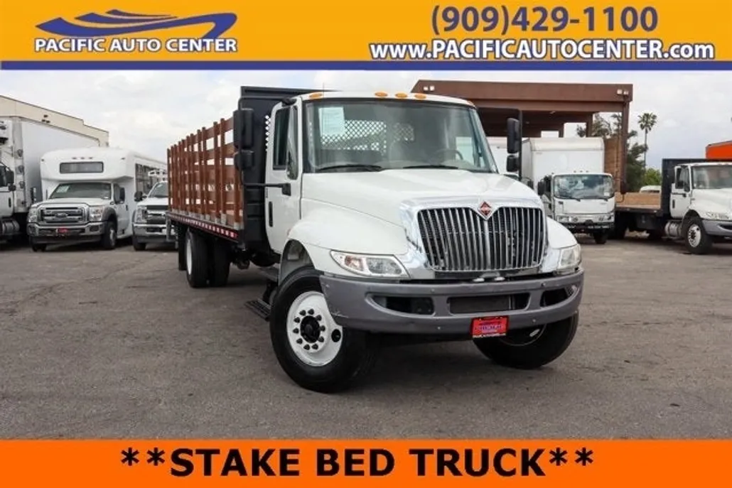 2019 International MA025 DuraStar 4300 photo 1