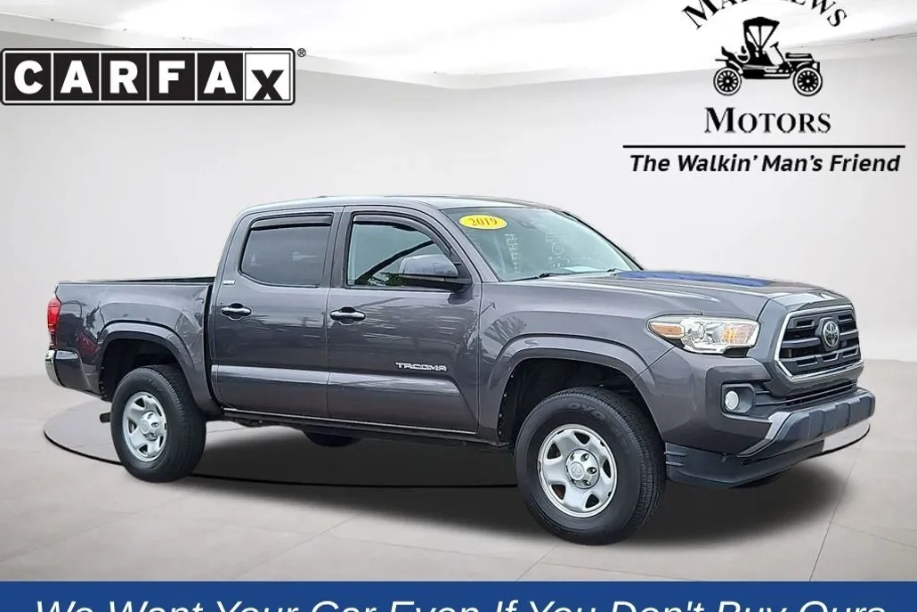 2019 Toyota Tacoma SR5 photo 1