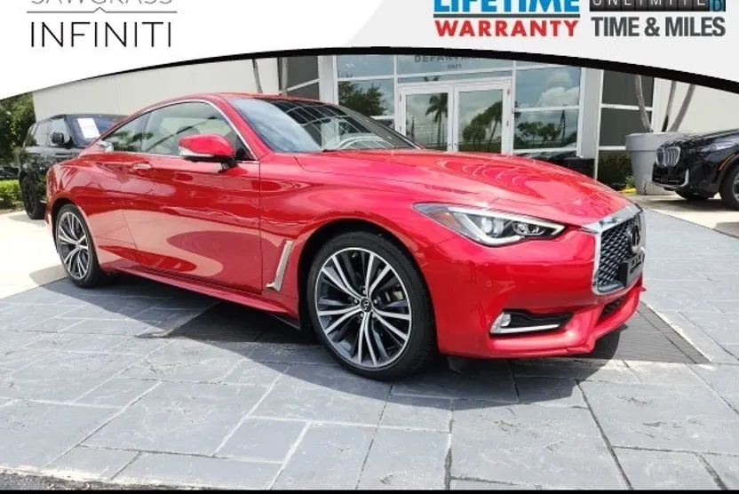 2022 Infiniti Q60 Luxe Coupe photo 1