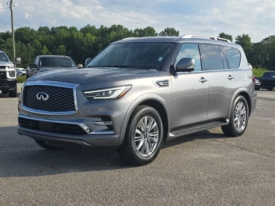 2020 Infiniti QX80 Luxe photo 1