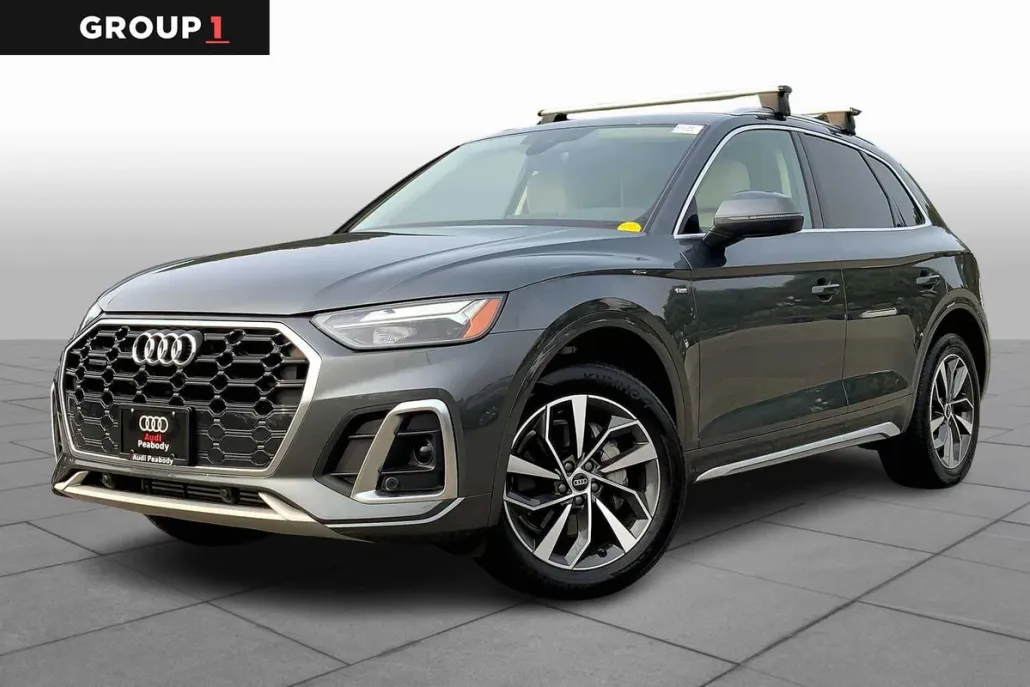 2022 Audi Q5 S line Premium photo 1