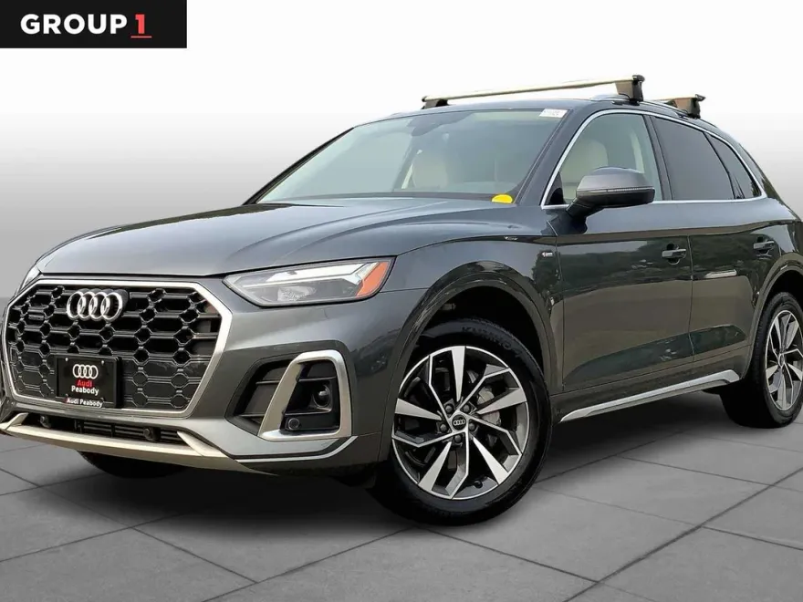 2022 Audi Q5 S line Premium photo 1