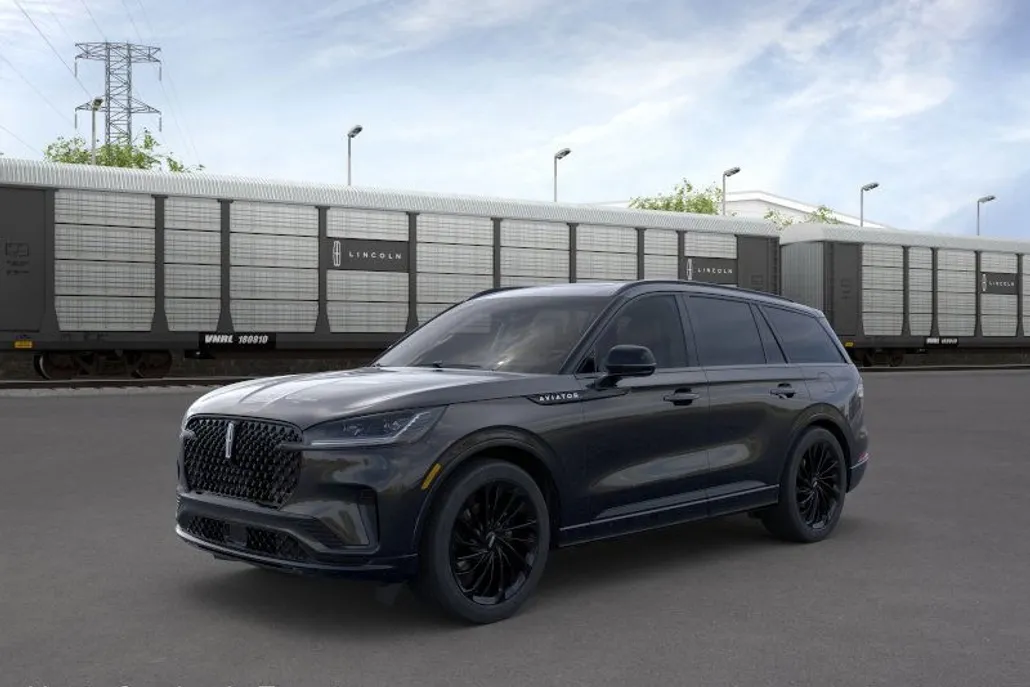2025 Lincoln Aviator Reserve photo 1