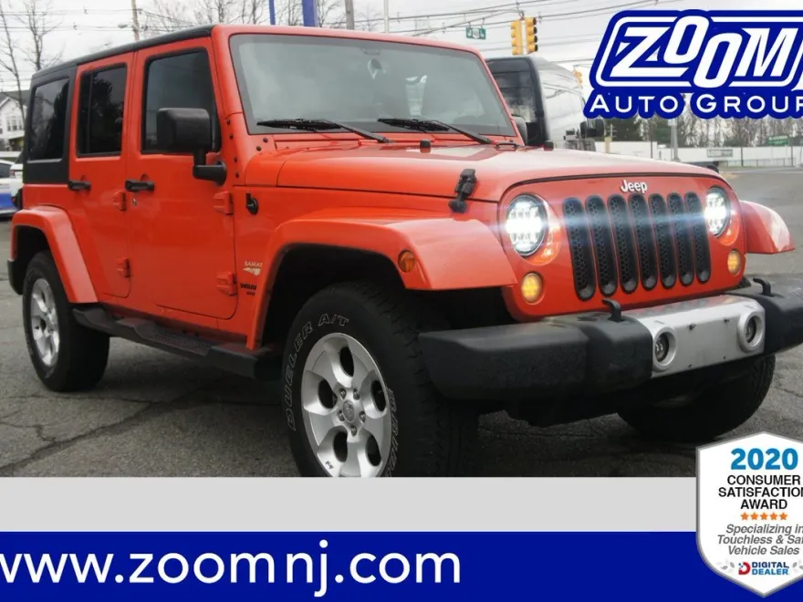 2015 Jeep Wrangler Unlimited Sahara photo 1