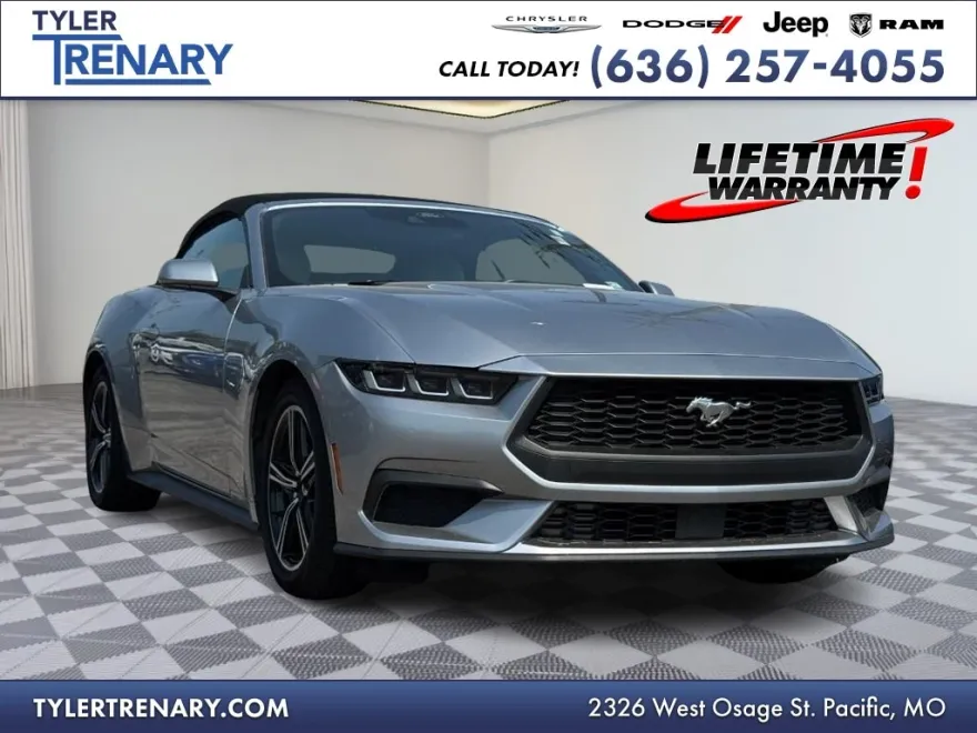 2024 Ford Mustang EcoBoost Convertible photo 1