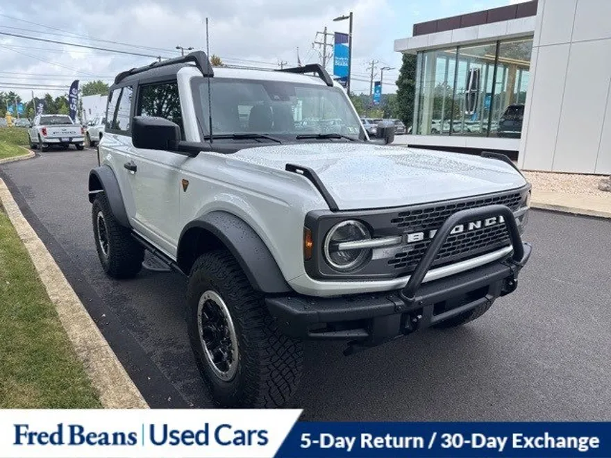 2024 Ford Bronco Badlands photo 1