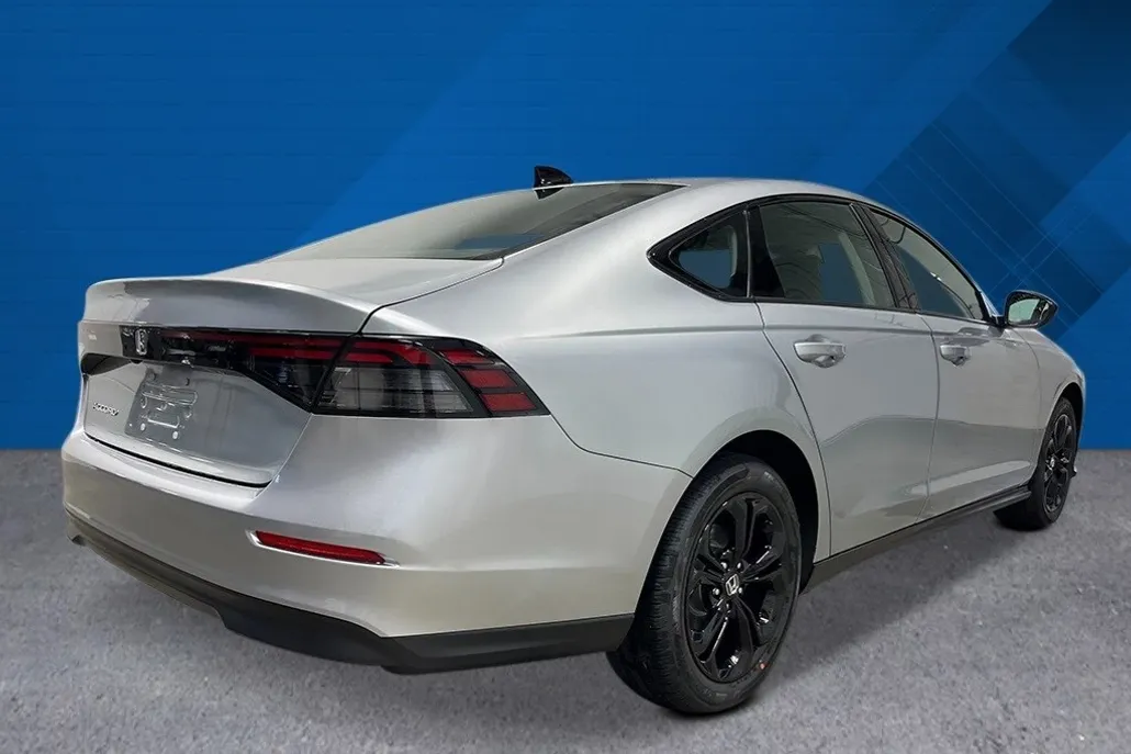 2025 Honda Accord SE photo 1