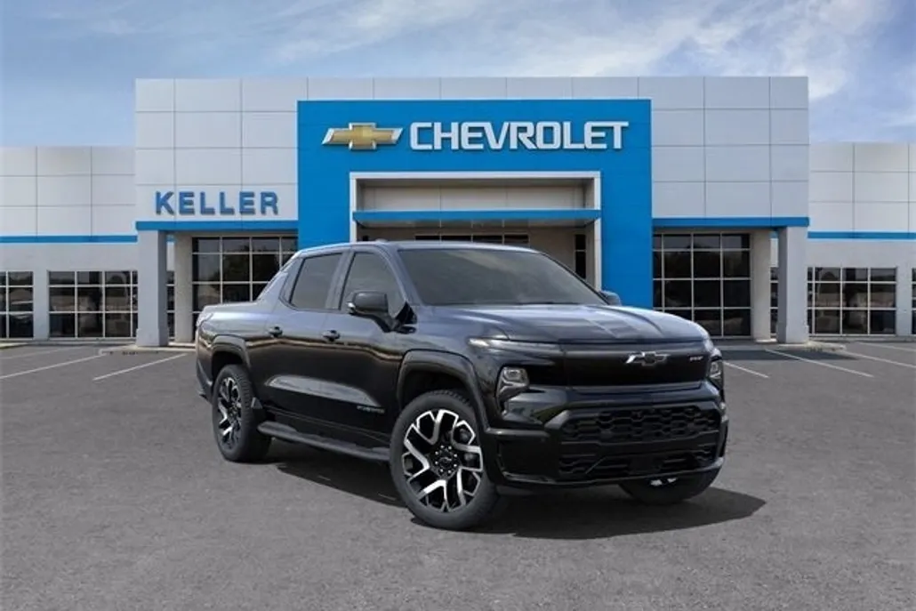 2024 Chevrolet Silverado EV RST photo 1