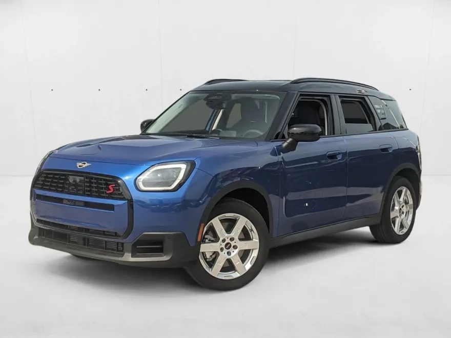 2025 Mini Countryman ALL4 S photo 1