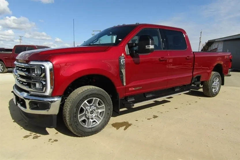 2026 Ford F-350 Lariat photo 1
