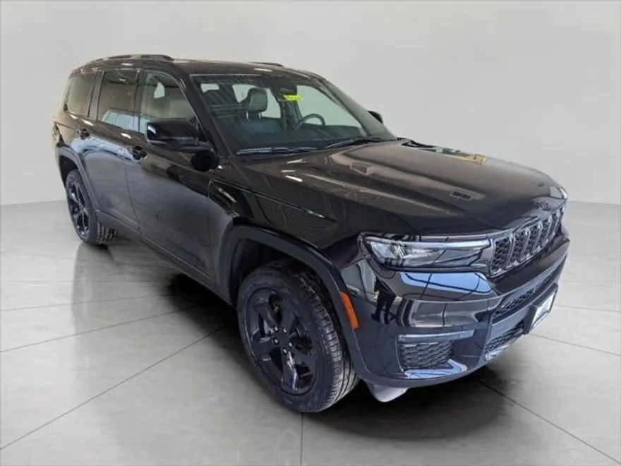 2025 Jeep Grand Cherokee Limited photo 1