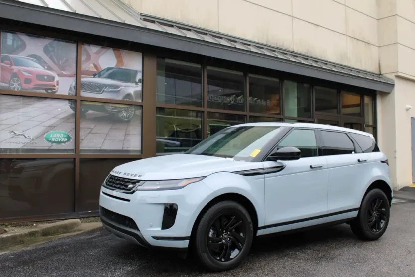 2026 Land Rover Range Rover Evoque S photo 1