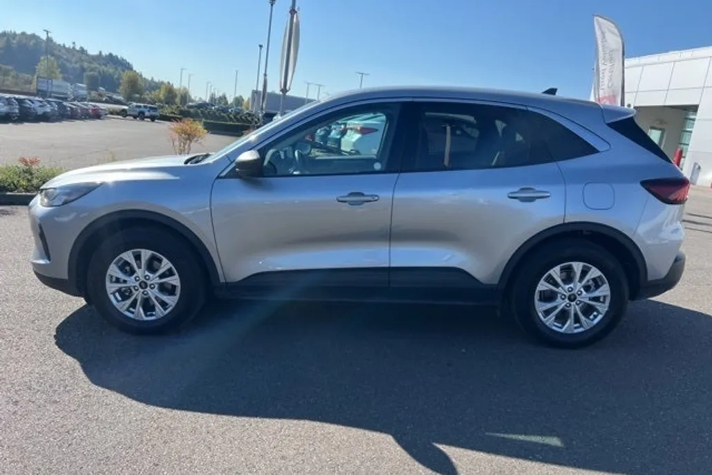 2024 Ford Escape Active photo 1