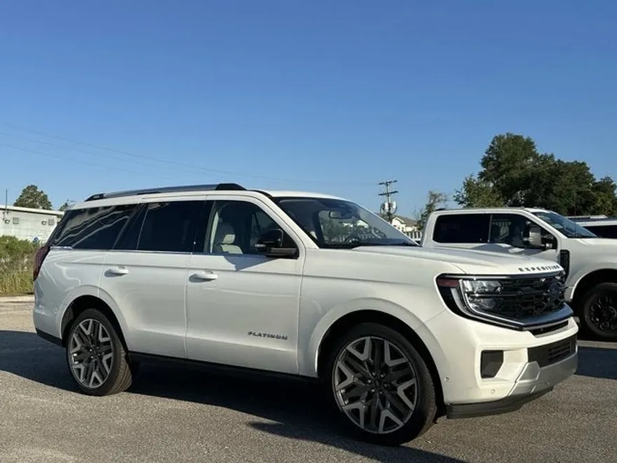 2025 Ford Expedition Platinum photo 1