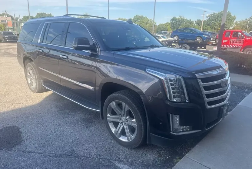 2017 Cadillac Escalade ESV Premium Luxury photo 1