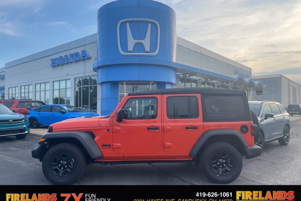 2023 Jeep Wrangler Sport photo 1