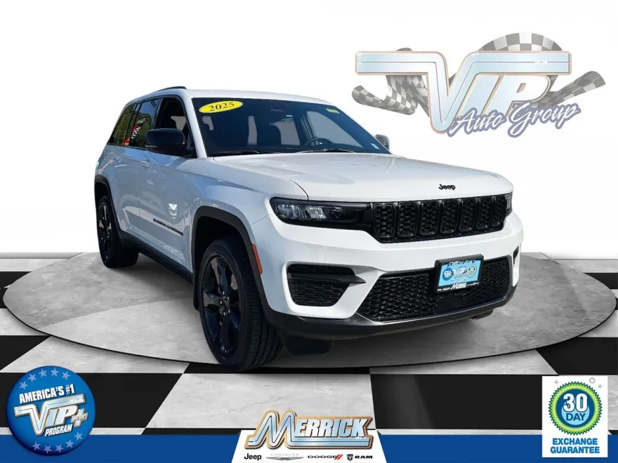 2025 Jeep Grand Cherokee Altitude photo 1
