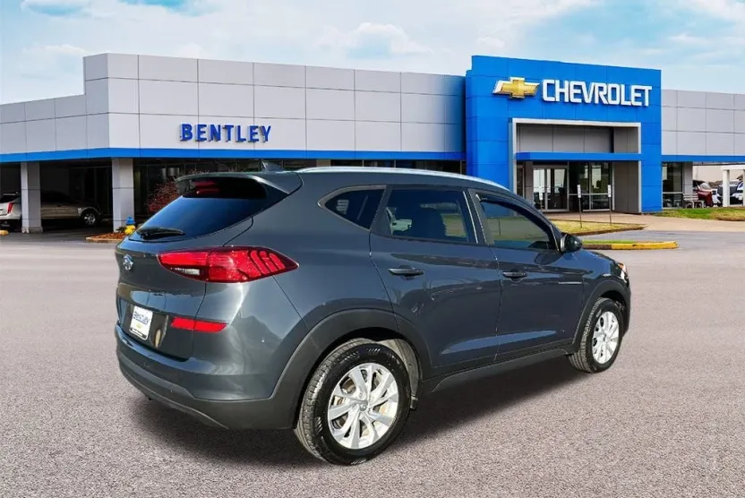 2021 Hyundai Tucson Value photo 1