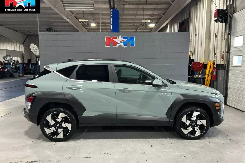2026 Hyundai Kona Limited photo 1