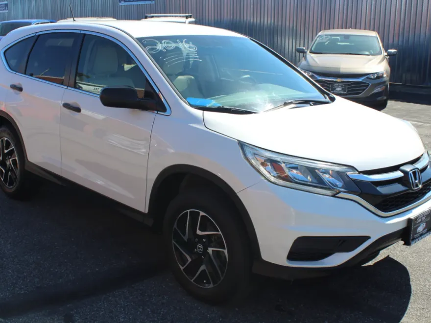 2016 Honda CR-V SE photo 2