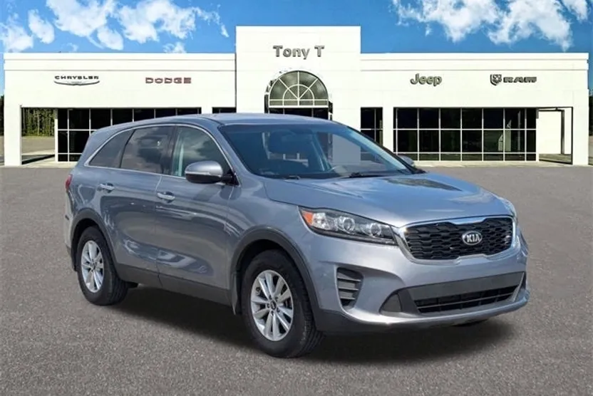 2020 Kia Sorento LX photo 1