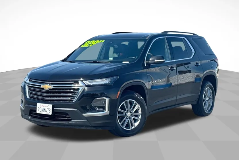2023 Chevrolet Traverse Leather photo 1