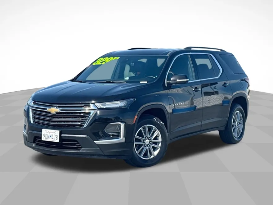 2023 Chevrolet Traverse Leather photo 1