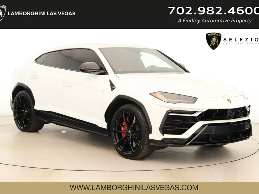 2022 Lamborghini Urus Base photo 1