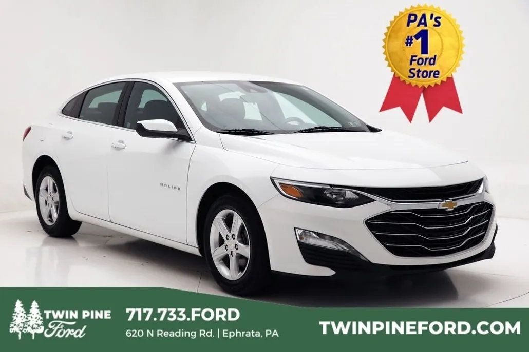2023 Chevrolet Malibu 1LT photo 1