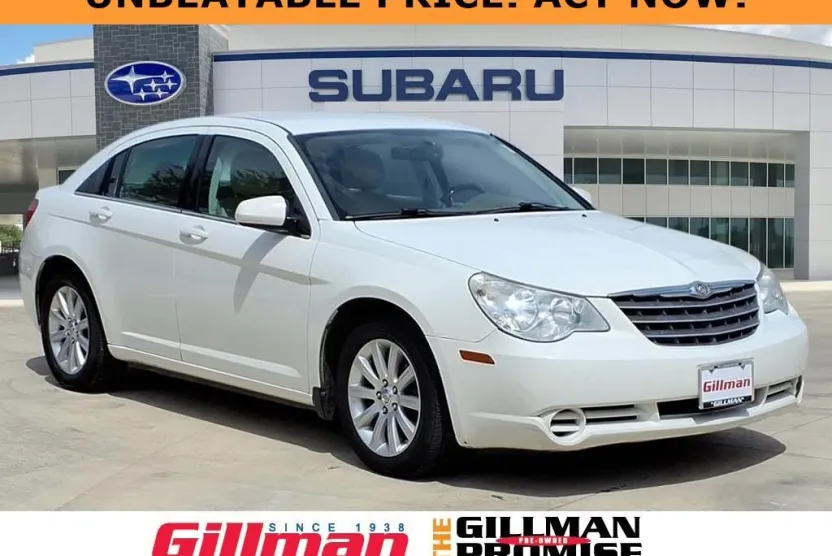 2010 Chrysler Sebring Limited photo 1