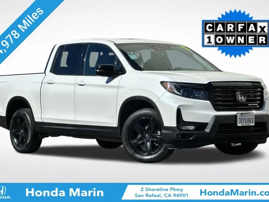 2022 Honda Ridgeline Black Edition photo 1
