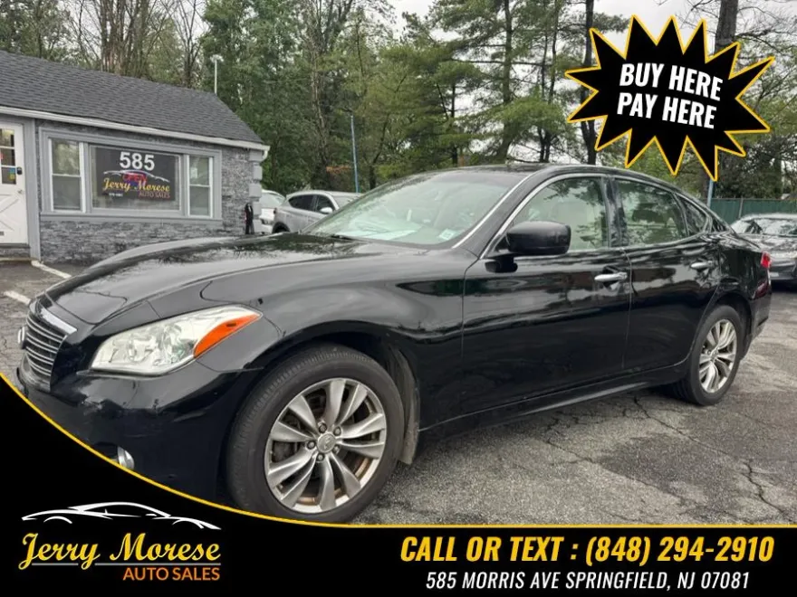 2012 Infiniti M37 photo 1