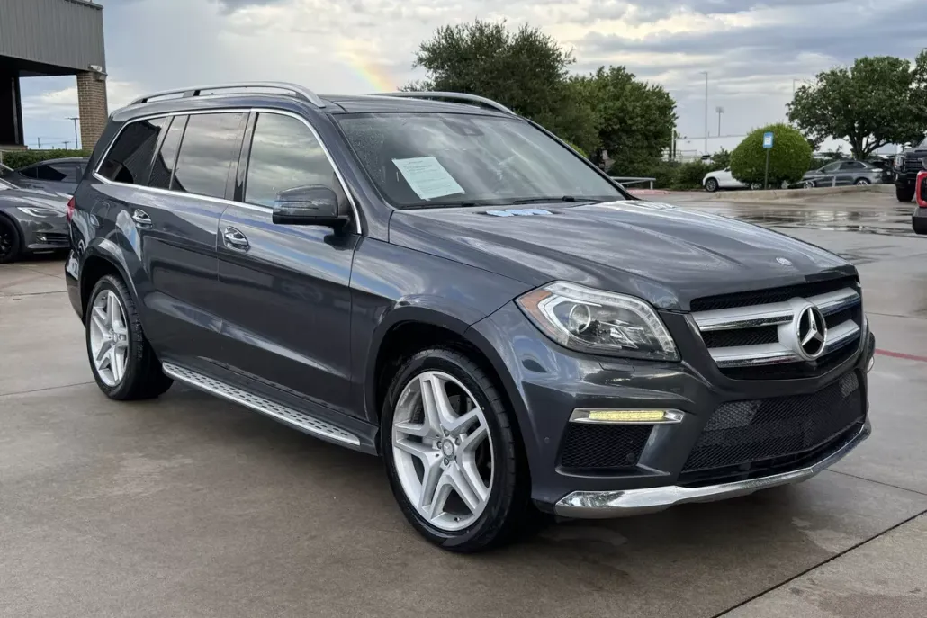 2015 Mercedes Benz GL 550 photo 1