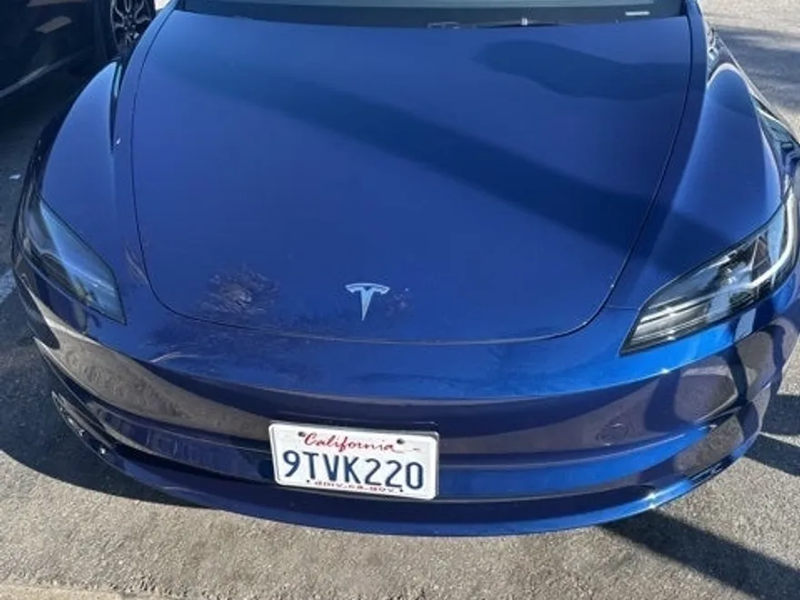 2024 Tesla Model 3 photo 1