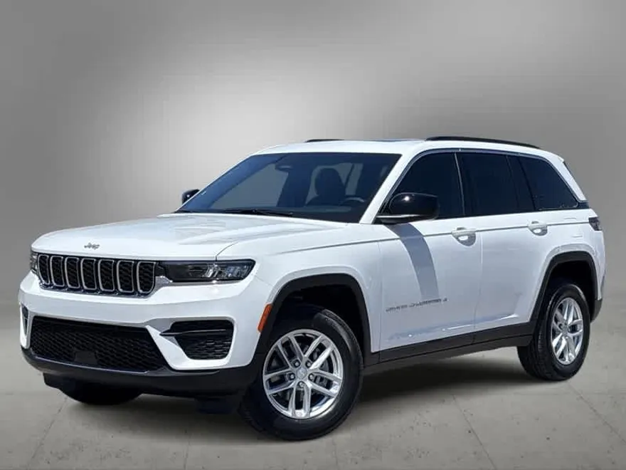 2025 Jeep Grand Cherokee Laredo X photo 1