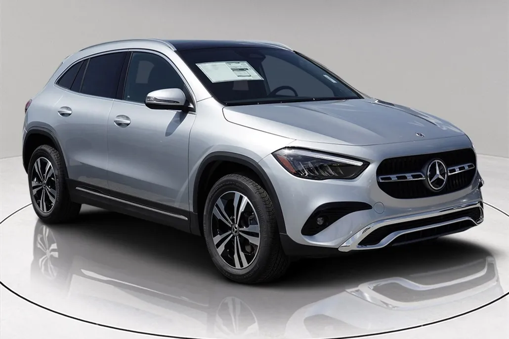 2026 Mercedes Benz GLA 250 photo 1