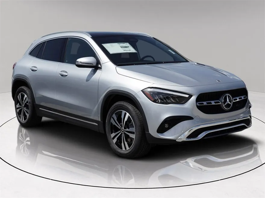 2026 Mercedes Benz GLA 250 photo 1