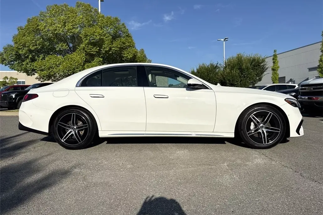 2025 Mercedes Benz E 350 photo 1